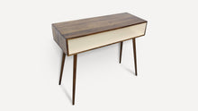 SALO - Scandinavian Entryway Console